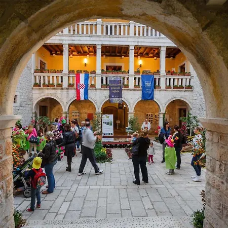 Apartmán Dalmatian White Shell