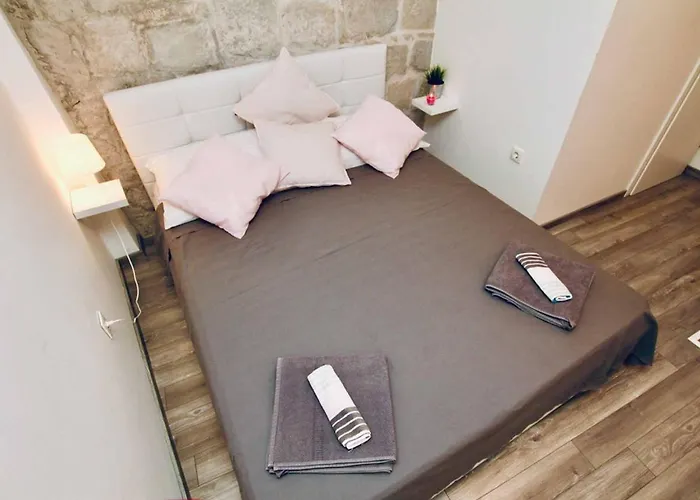 Dalmatian White Shell Apartmán