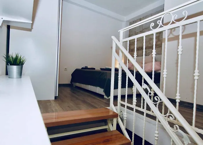 Dalmatian White Shell Apartmán *