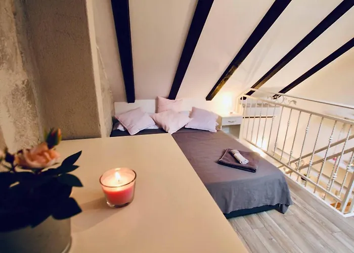 Dalmatian White Shell Kaštela